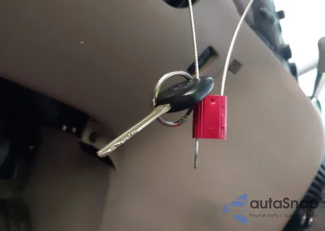 2004 Toyota Sienna Le из США, поврежденный, VIN 5TDZA23CX4S085504